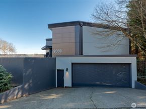 9039 NE Juanita Drive 306, Kirkland WA 98034