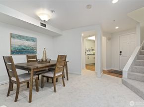 9039 NE Juanita Drive 306, Kirkland WA 98034