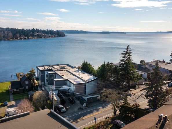 9039 NE Juanita Drive 306, Kirkland WA 98034