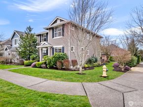 7301 Thompson Avenue SE, Snoqualmie WA 98065
