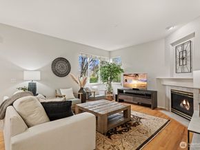 7301 Thompson Avenue SE, Snoqualmie WA 98065