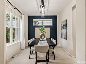 7301 Thompson Avenue SE, Snoqualmie WA 98065