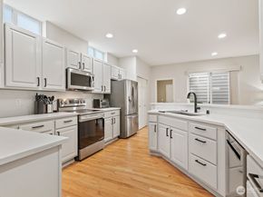 7301 Thompson Avenue SE, Snoqualmie WA 98065