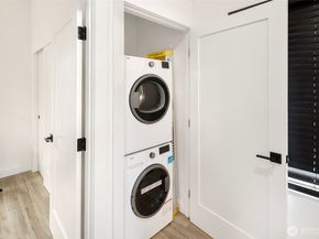 820 B S Rose Street, Seattle WA 98108