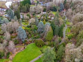 5103 S Garden Loop Road 25, Seattle WA 98118