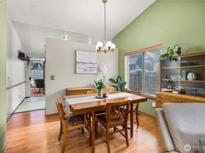 5103 S Garden Loop Road 25, Seattle WA 98118