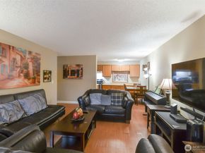 10501 8th Avenue NE 111, Seattle WA 98125