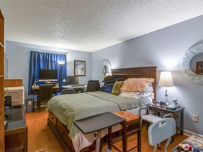 10501 8th Avenue NE 111, Seattle WA 98125