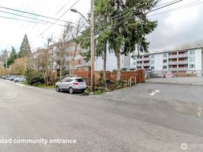 10501 8th Avenue NE 111, Seattle WA 98125