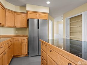 17608 13th Avenue W, Lynnwood WA 98037