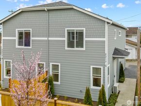 2217 Hoyt Avenue B, Everett WA 98201