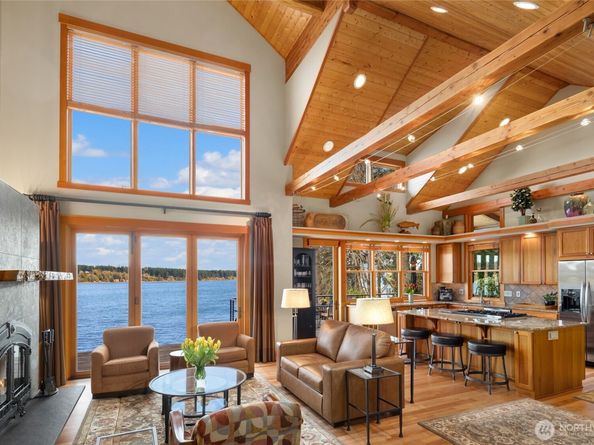 15550 Sandy Hook Rd NE, Poulsbo WA 98370