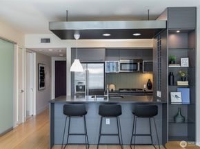 820 Blanchard Street 1406, Seattle WA 98121