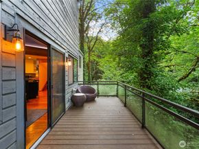 6520 E Mercer Way, Mercer Island WA 98040