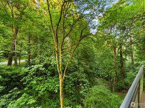 6520 E Mercer Way, Mercer Island WA 98040