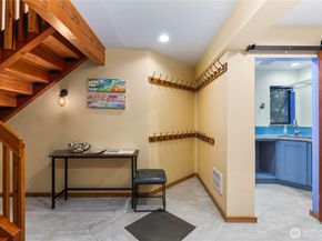 6520 E Mercer Way, Mercer Island WA 98040