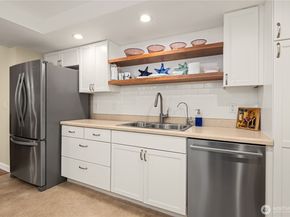 11905 93rd Avenue NE A104, Kirkland WA 98034