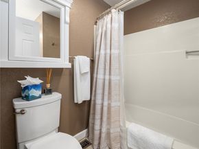 11905 93rd Avenue NE A104, Kirkland WA 98034