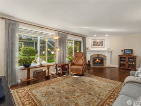 11905 93rd Avenue NE A104, Kirkland WA 98034