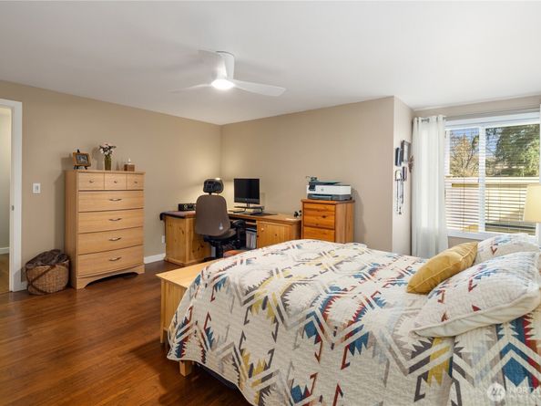 11905 93rd Avenue NE A104, Kirkland WA 98034