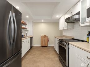 11905 93rd Avenue NE A104, Kirkland WA 98034