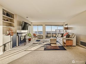 601 W Mercer Place 301, Seattle WA 98119