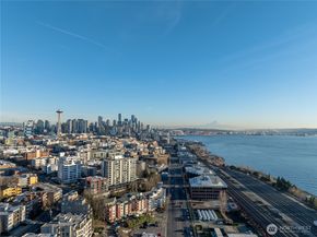601 W Mercer Place 301, Seattle WA 98119