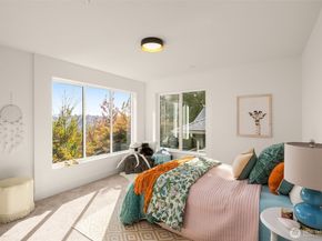 113 24th Avenue E B, Seattle WA 98112