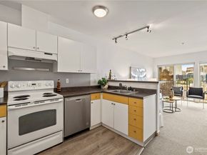 1620 Belmont Avenue 623, Seattle WA 98122