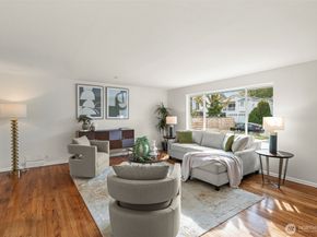 9728 57th Avenue S A, Seattle WA 98118