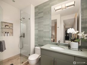 9630 SE 5th Street, Bellevue WA 98004