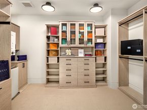 9630 SE 5th Street, Bellevue WA 98004