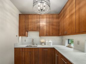 9630 SE 5th Street, Bellevue WA 98004