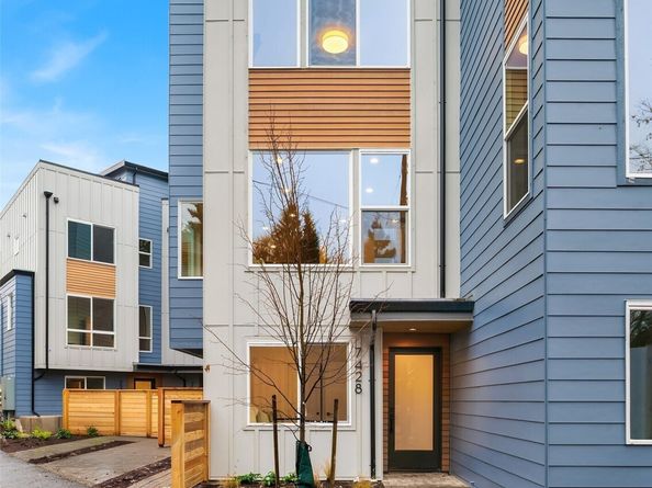 221 NE 75th Street, Seattle WA 98115