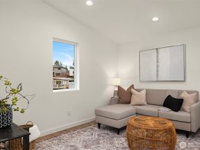 221 NE 75th Street, Seattle WA 98115