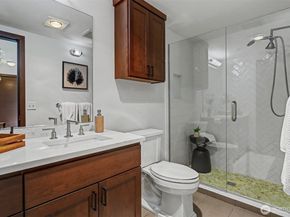 2422 NW 58th Street 202, Seattle WA 98107