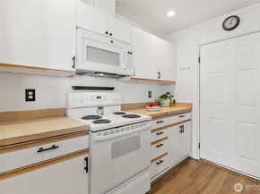 23420 54th Avenue 251, Kent WA 98032