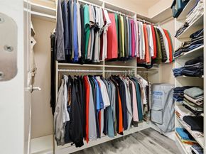 22005 6th Avenue S 312, Des Moines WA 98198