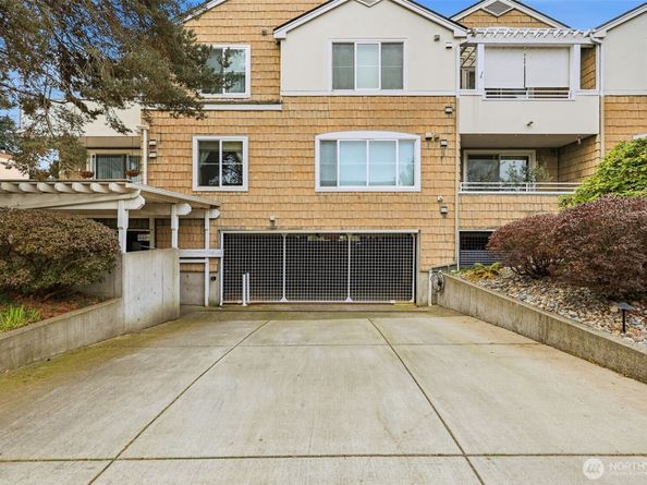 22005 6th Avenue S 312, Des Moines WA 98198