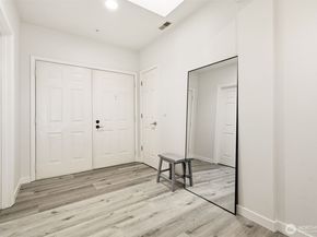 22005 6th Avenue S 312, Des Moines WA 98198