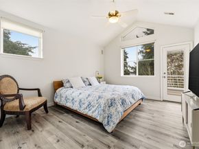 22005 6th Avenue S 312, Des Moines WA 98198