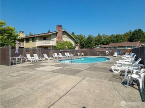 3390 Narrows Lane NE 101, Bremerton WA 98310