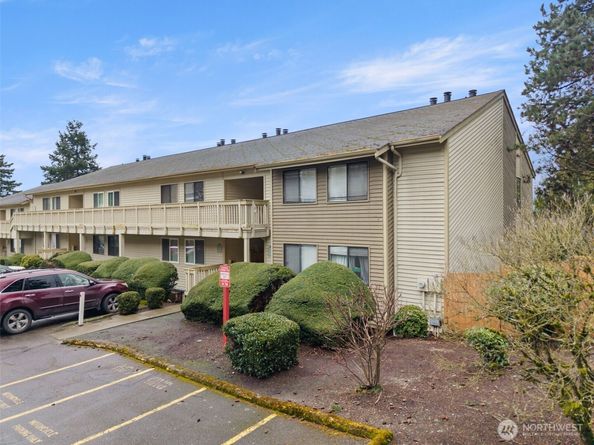 1700 W Sunn Fjord Lane L110, Bremerton WA 98312