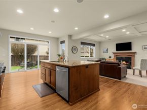 16763 NE 121st ST, Redmond WA 98052