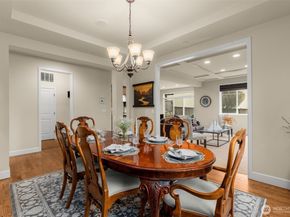 16763 NE 121st ST, Redmond WA 98052