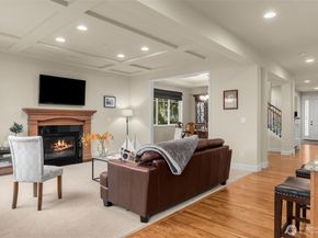 16763 NE 121st ST, Redmond WA 98052