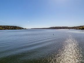 17765 Beach Drive NE, Lake Forest Park WA 98155