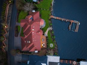 17765 Beach Drive NE, Lake Forest Park WA 98155