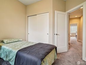 301 S 47th Street B, Renton WA 98055