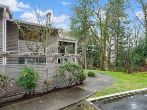 9919 NE 144th Lane 606, Kirkland WA 98034